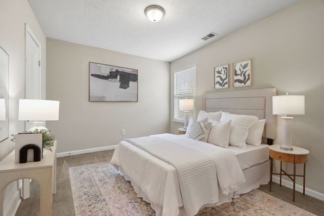 126 Kash Ct, La Vergne, TN 37086