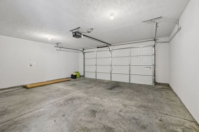 126 Kash Ct, La Vergne, TN 37086