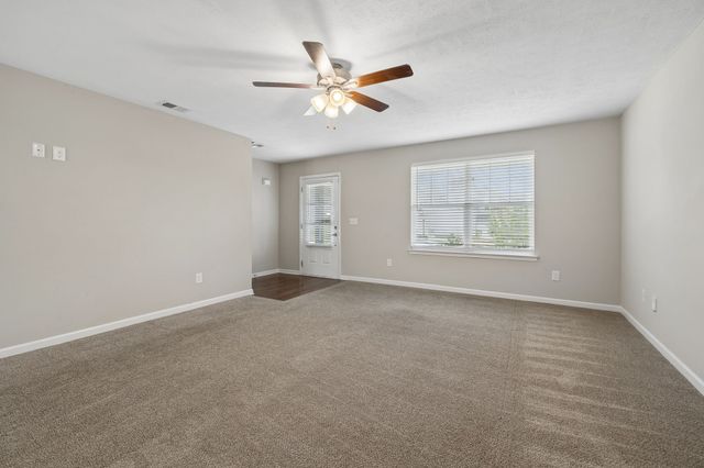 126 Kash Ct, La Vergne, TN 37086