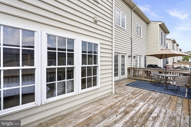 15151 GAFFNEY CIR, Gainesville, VA 20155