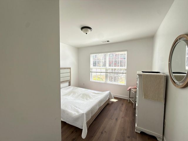 2422 Duxbury Dr, Columbia, TN 38401