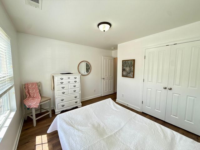 2422 Duxbury Dr, Columbia, TN 38401