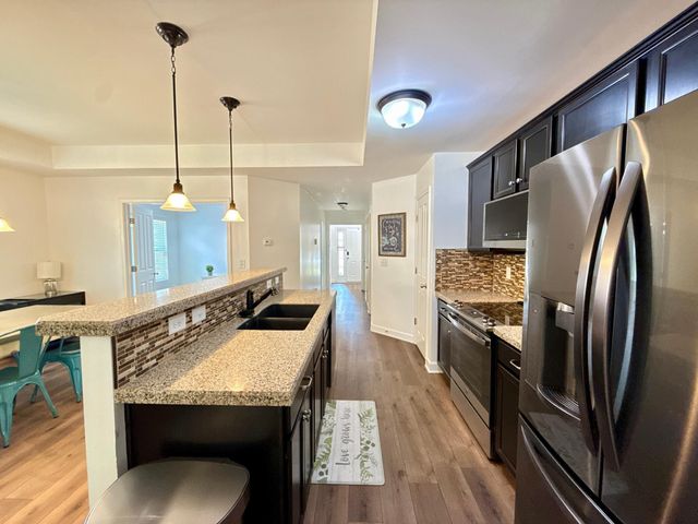 2422 Duxbury Dr, Columbia, TN 38401