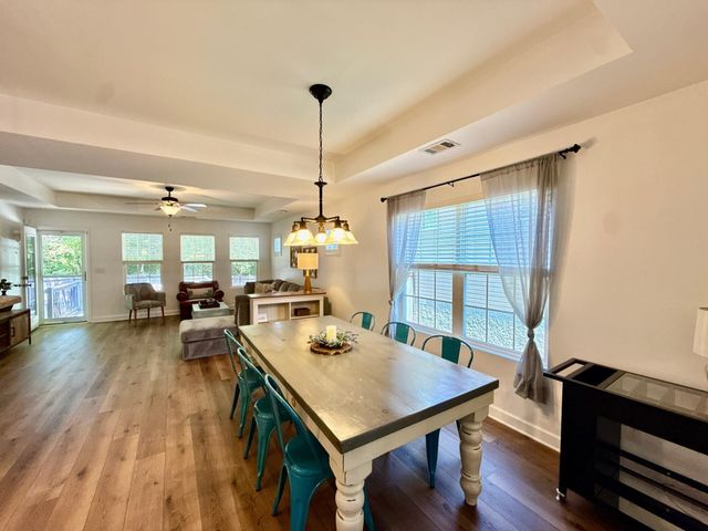 2422 Duxbury Dr, Columbia, TN 38401