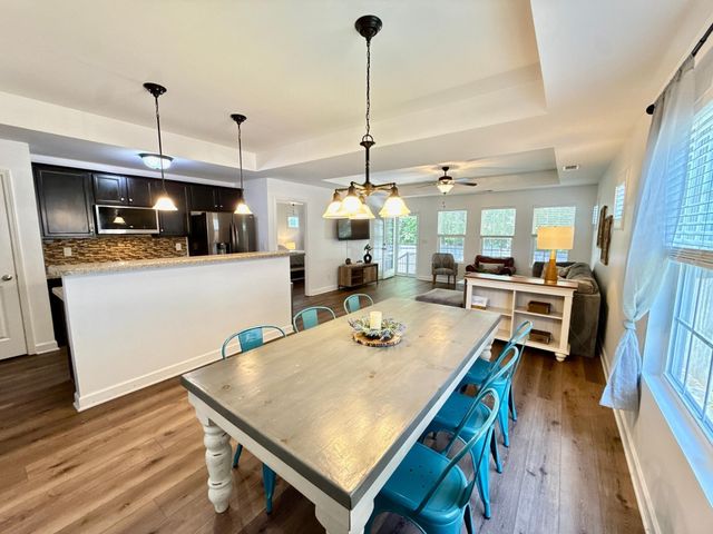 2422 Duxbury Dr, Columbia, TN 38401