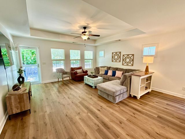 2422 Duxbury Dr, Columbia, TN 38401