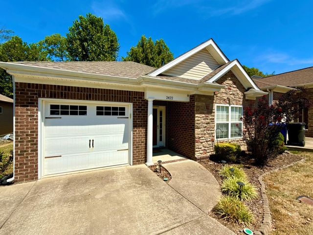 2422 Duxbury Dr, Columbia, TN 38401