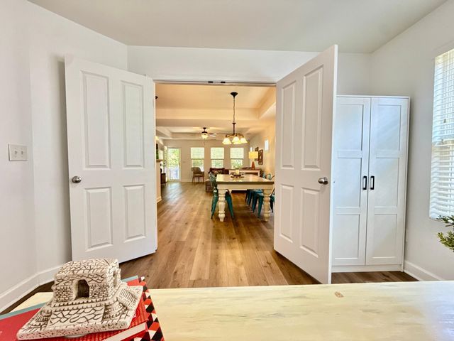 2422 Duxbury Dr, Columbia, TN 38401