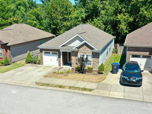 2422 Duxbury Dr, Columbia, TN 38401