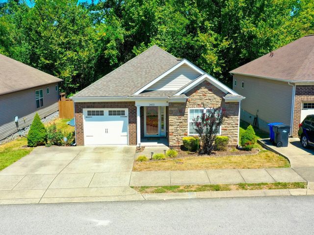2422 Duxbury Dr, Columbia, TN 38401