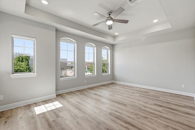 7129 Laurel Ridge, Dallas, TX 75231