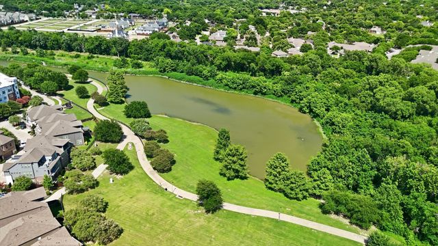 7129 Laurel Ridge, Dallas, TX 75231