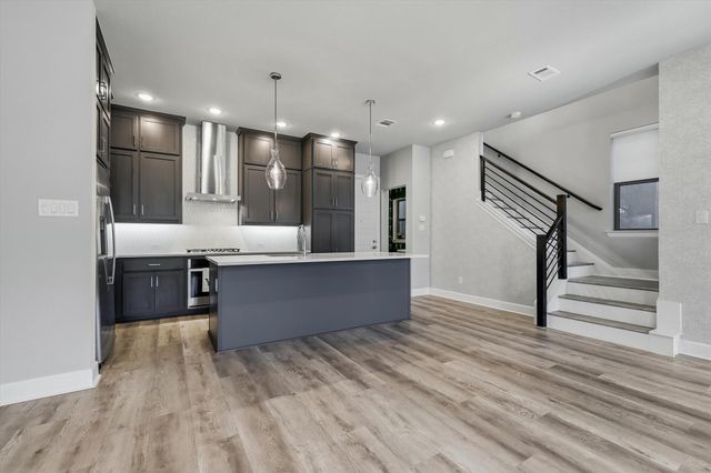 7129 Laurel Ridge, Dallas, TX 75231