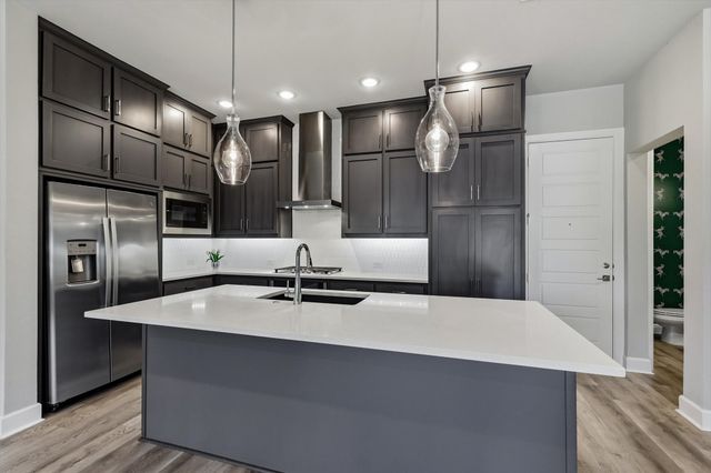 7129 Laurel Ridge, Dallas, TX 75231