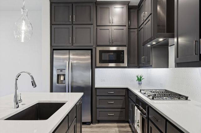 7129 Laurel Ridge, Dallas, TX 75231