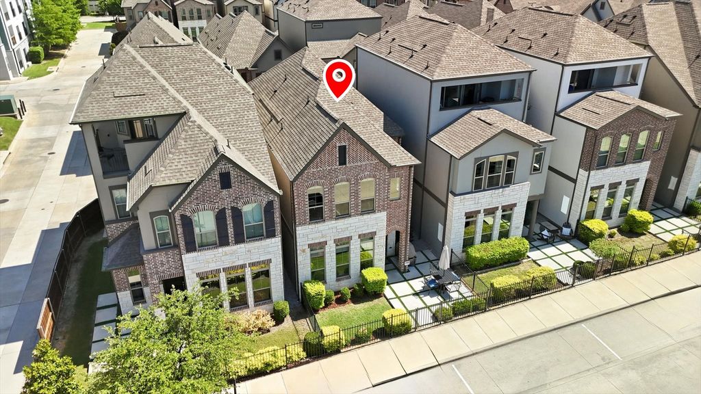 7129 Laurel Ridge, Dallas, TX 75231