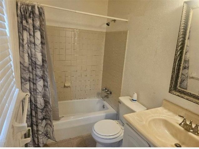 3410 Leisure Lane, Atlanta, GA 30349