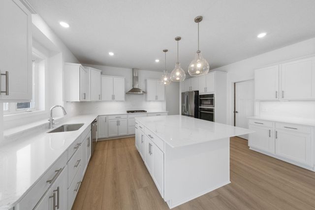 18315 Huntley Trail, Lakeville, MN 55044