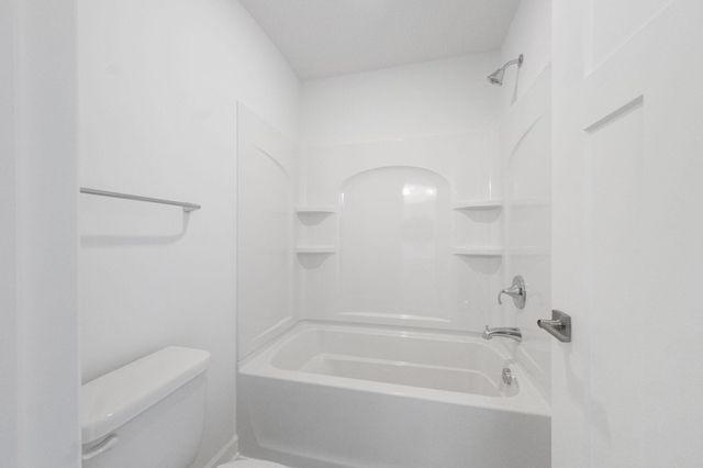 18315 Huntley Trail, Lakeville, MN 55044