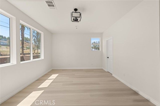 5979 Copperfield Avenue, Riverside, CA 92506