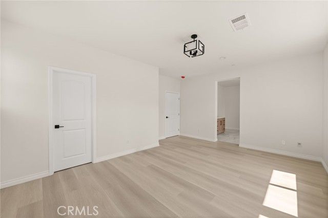 5979 Copperfield Avenue, Riverside, CA 92506