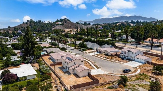 5979 Copperfield Avenue, Riverside, CA 92506