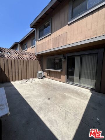 14456 Foothill Boulevard 28, Sylmar (los Angeles), CA 91342