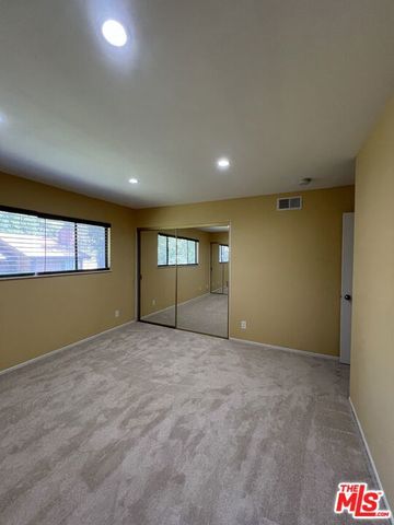 14456 Foothill Boulevard 28, Sylmar (los Angeles), CA 91342