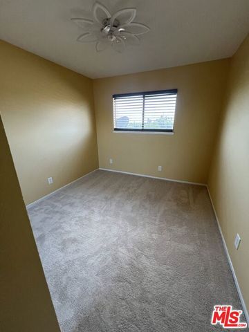 14456 Foothill Boulevard 28, Sylmar (los Angeles), CA 91342