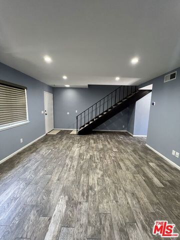 14456 Foothill Boulevard 28, Sylmar (los Angeles), CA 91342