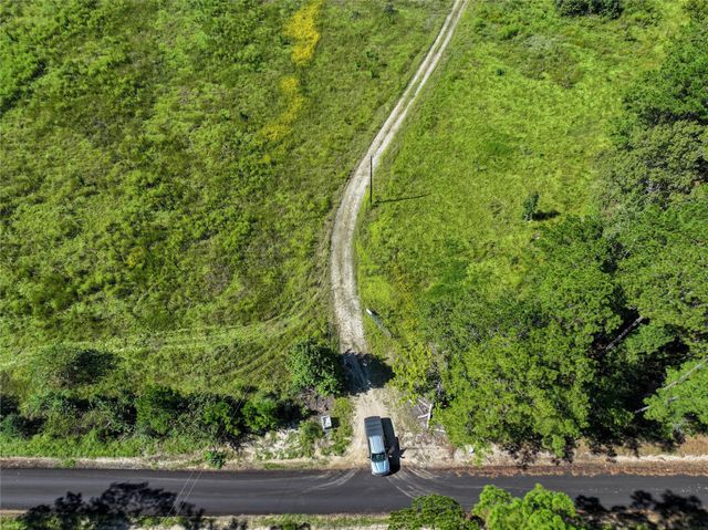 2792 Forest Hopson Road, Zavalla, TX 75980