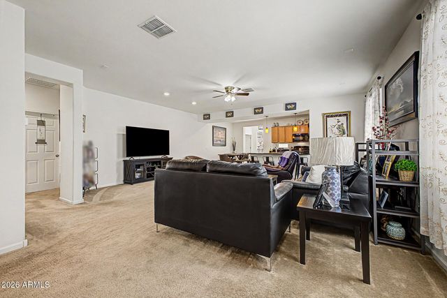961 W CAPULIN Trail, San Tan Valley, AZ 85140