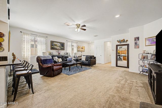 961 W CAPULIN Trail, San Tan Valley, AZ 85140