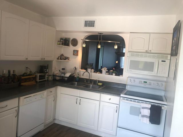 1175 NE Miami Gardens Drive 103, Miami, FL 33179