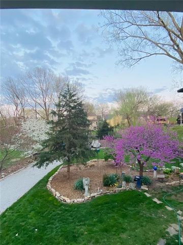 6713 N Garfield Avenue, Gladstone, MO 64118