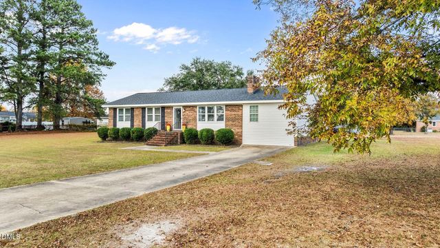 49 Camile Drive, Princeton, NC 27569