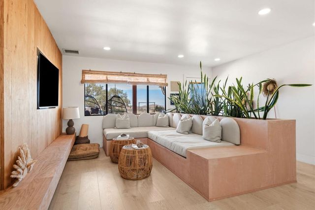 1824 Balsa Avenue, Yucca Valley, CA 92284