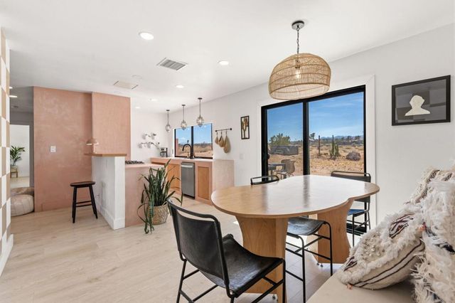 1824 Balsa Avenue, Yucca Valley, CA 92284