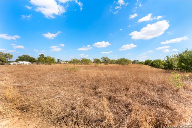 3041 FM 1333, Poteet, TX 78065