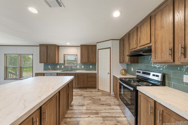 3041 FM 1333, Poteet, TX 78065