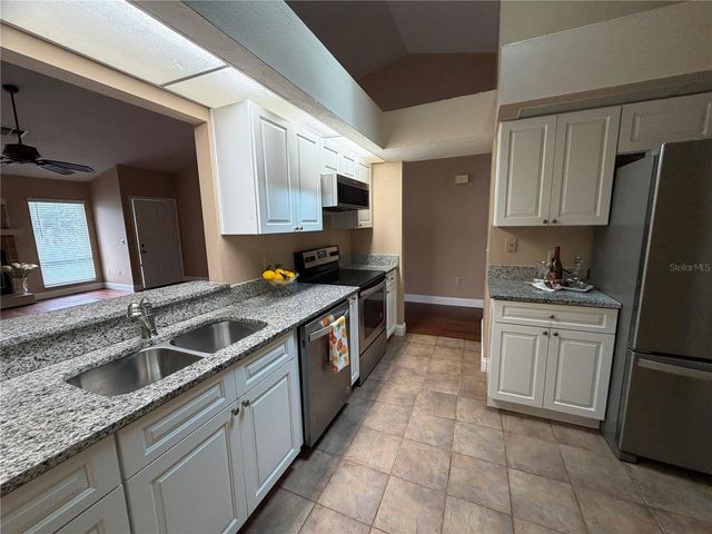 2315 SE 19TH CIRCLE, Ocala, FL 34471