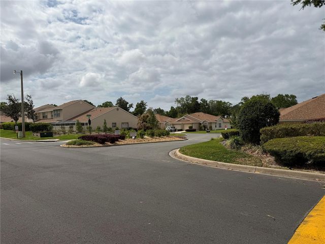 2315 SE 19TH CIRCLE, Ocala, FL 34471