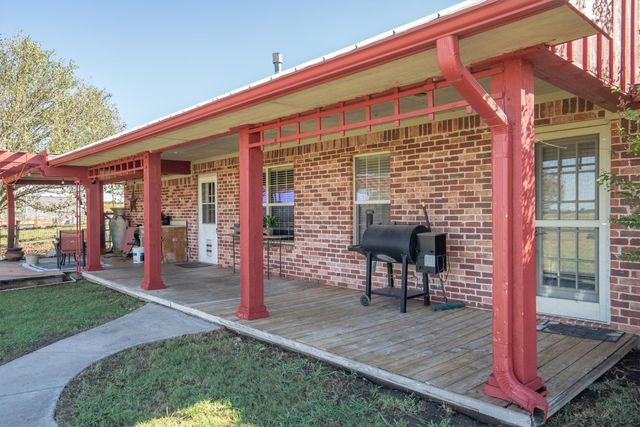 1233 Fm 901, Collinsville, TX 76233
