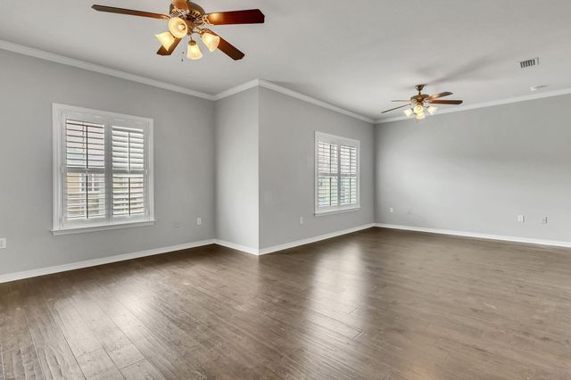 1486 Bentley Circle, Fort Walton Beach, FL 32547