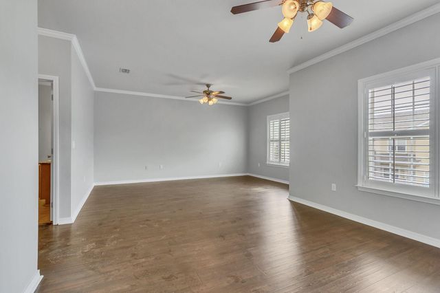 1486 Bentley Circle, Fort Walton Beach, FL 32547