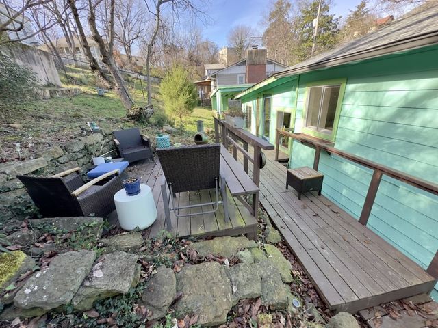 40 Owen Street, Eureka Springs, AR 72632