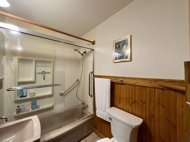 40 Owen Street, Eureka Springs, AR 72632