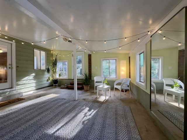 40 Owen Street, Eureka Springs, AR 72632