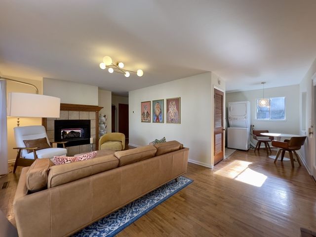 40 Owen Street, Eureka Springs, AR 72632