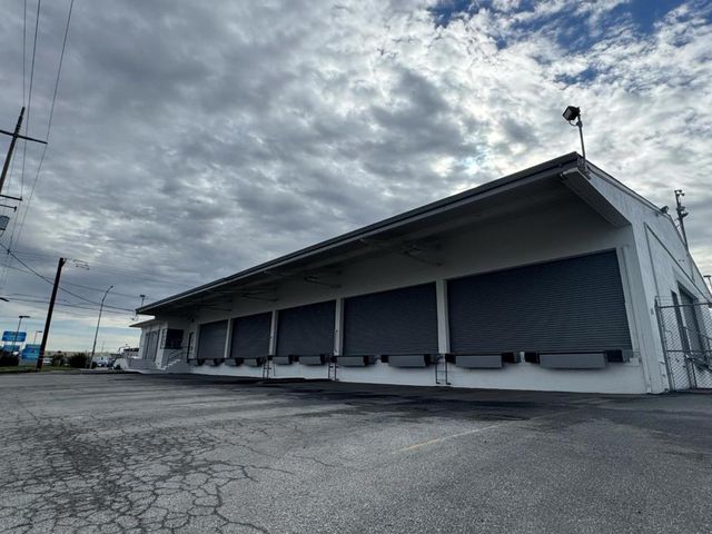 1084 Terven Avenue, Salinas, CA 93901